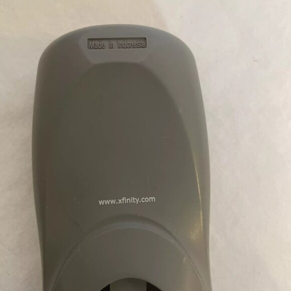 XFINITY Digital Transport Adapter DTA Universal Remote Control - Picture 5 of 8